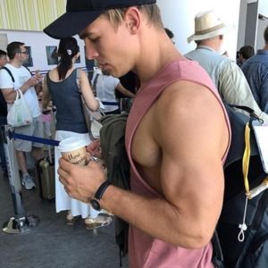 Meet your Posher, Stephen